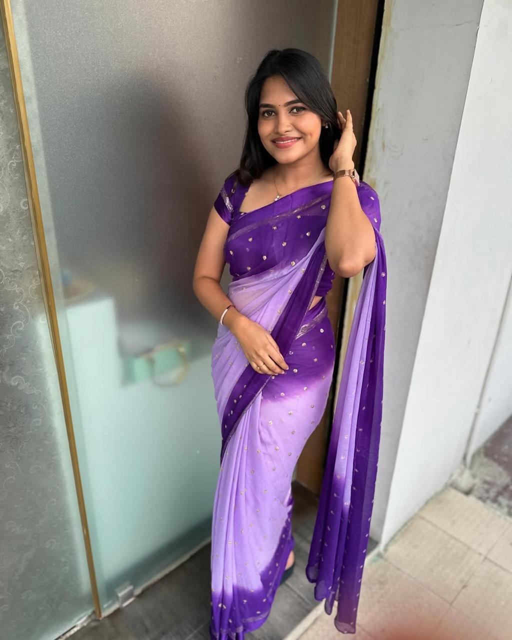 VIOLET DUAL SHADE Viscose Georgette Sequins Saree with Satin Border & Contrast Blouse – Partywear