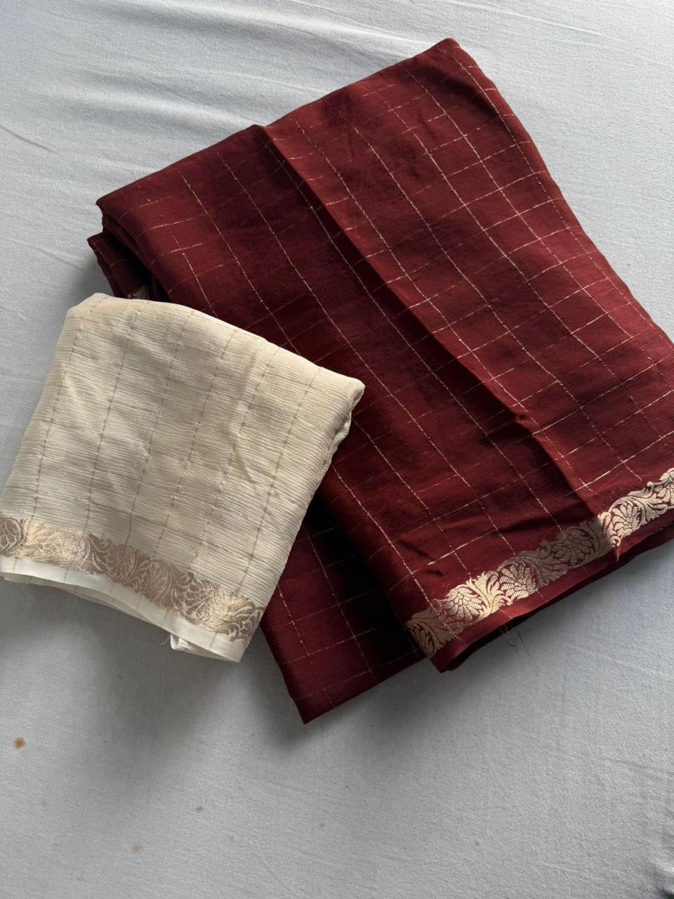 Viscose Pure Chinon Saree with Contrast Running Blouse – Elegant Partywear