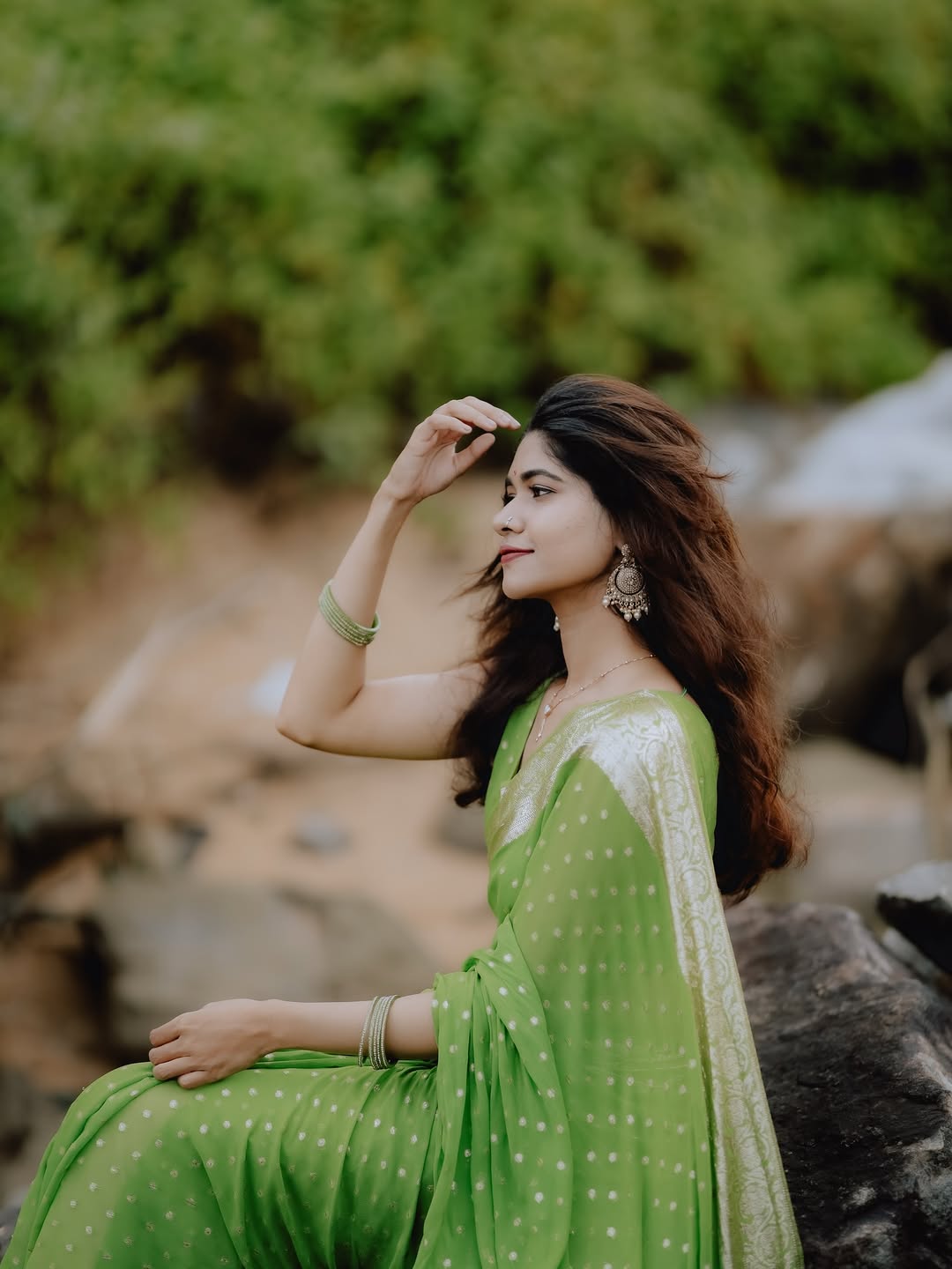 Stunzilla Green Viscose Georgette Saree with Running Blouse – New Partywear Collection