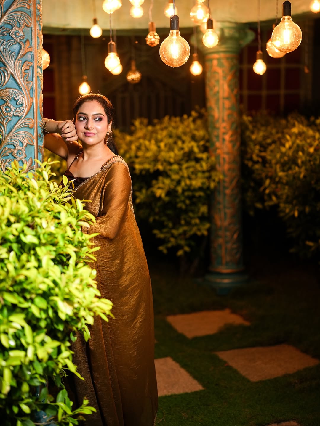 Chiffon Fendy Two-Tone Saree with Beads Handwork Border – Limited Edition Partywear