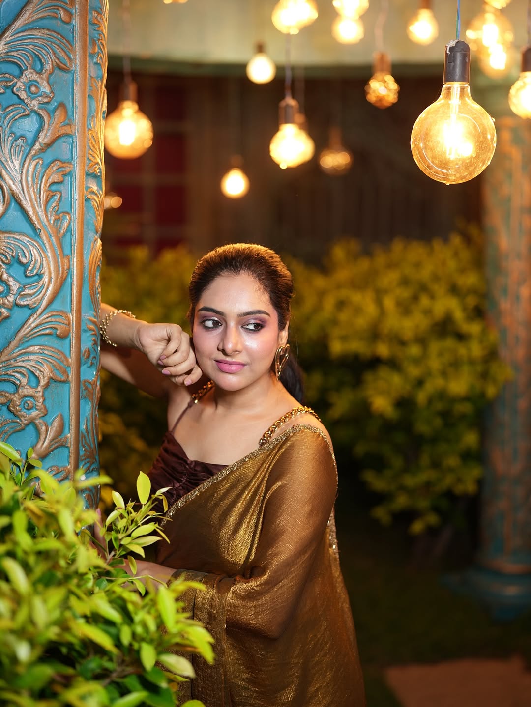 Chiffon Fendy Two-Tone Saree with Beads Handwork Border – Limited Edition Partywear