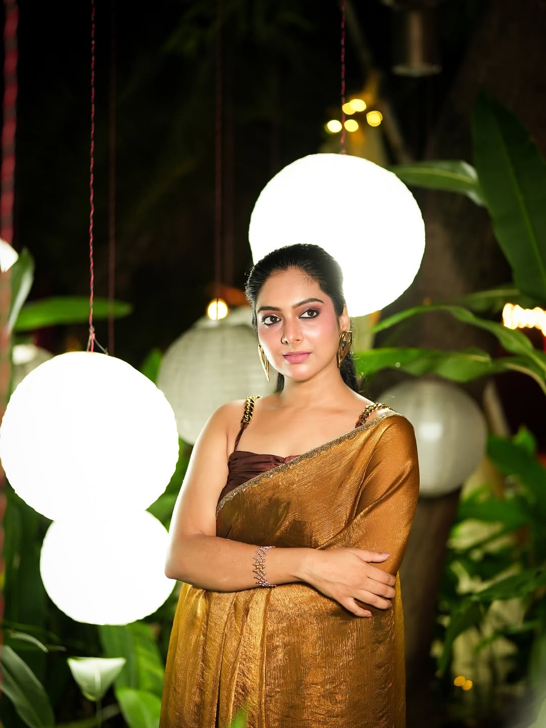 Chiffon Fendy Two-Tone Saree with Beads Handwork Border – Limited Edition Partywear