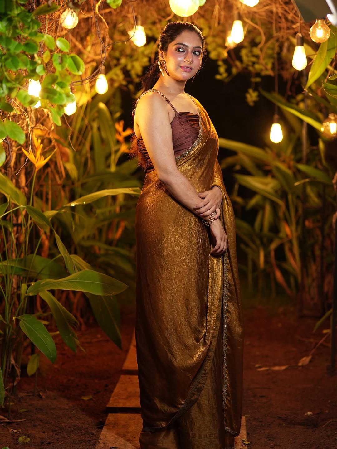 Chiffon Fendy Two-Tone Saree with Beads Handwork Border – Limited Edition Partywear