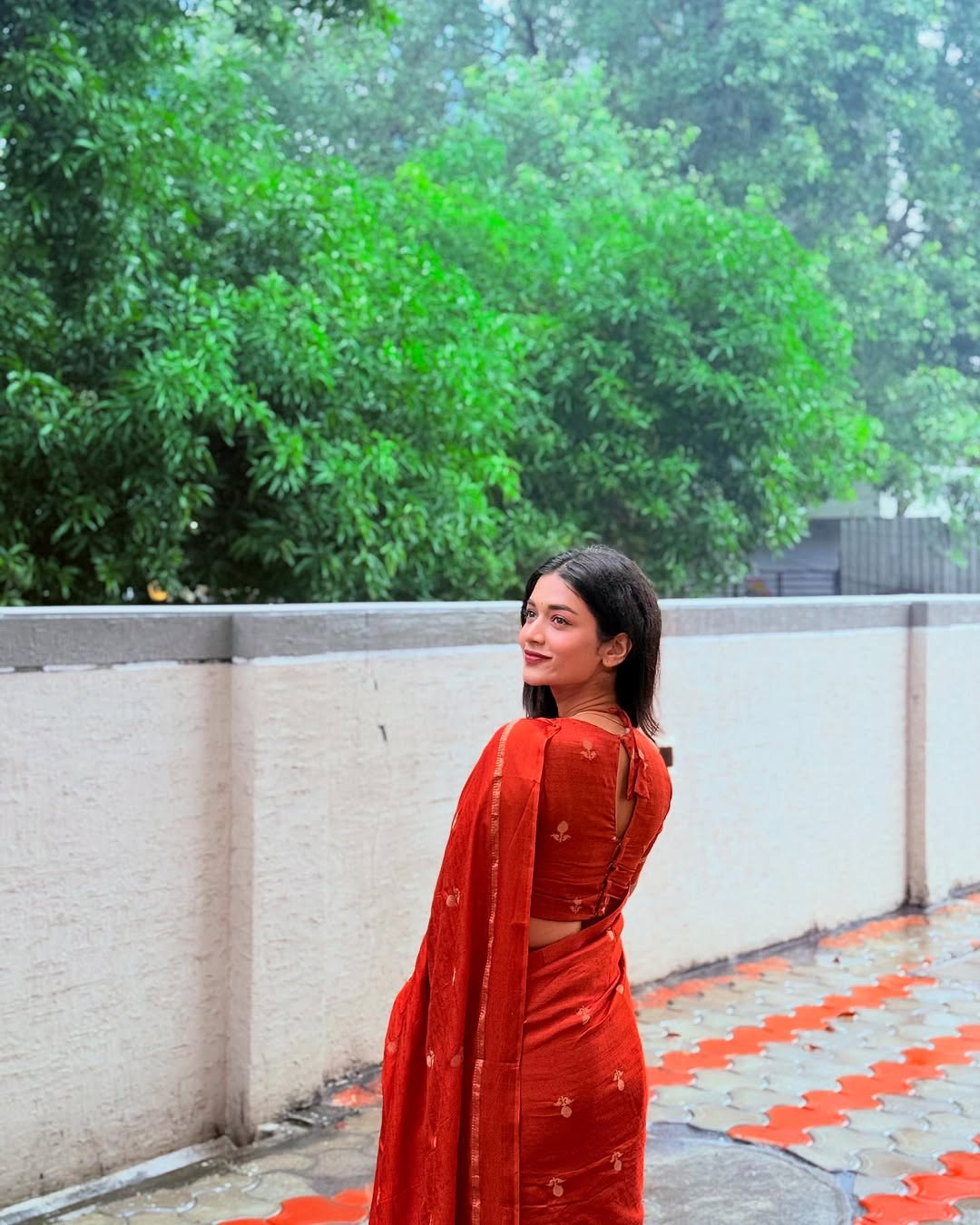 Fiery Orange Soft Viscose Khadi Silk Partywear Saree with Satin Border & Jacquard Design