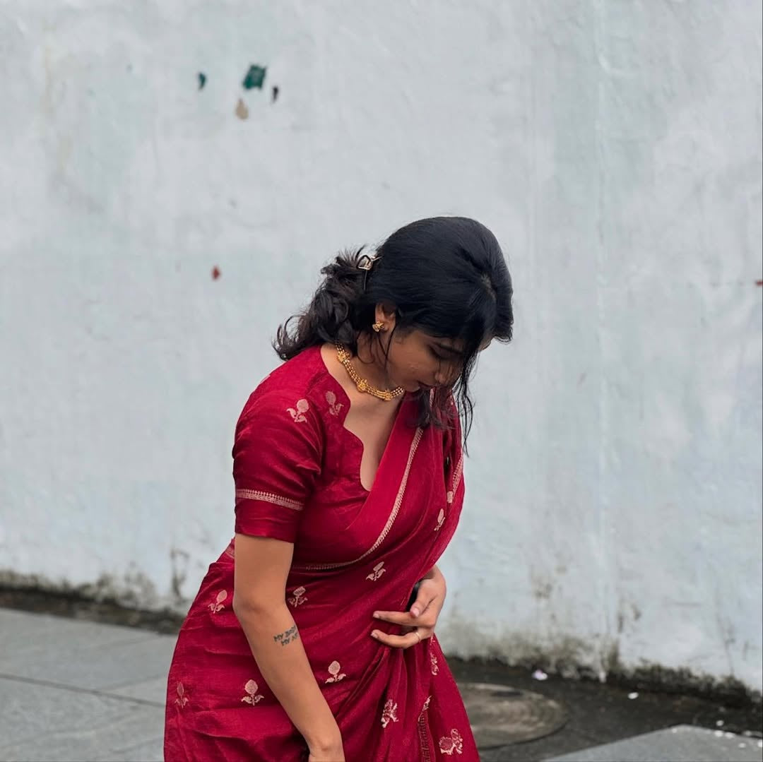 Red Soft Viscose Khadi Silk Partywear Saree with Satin Border & Jacquard Design