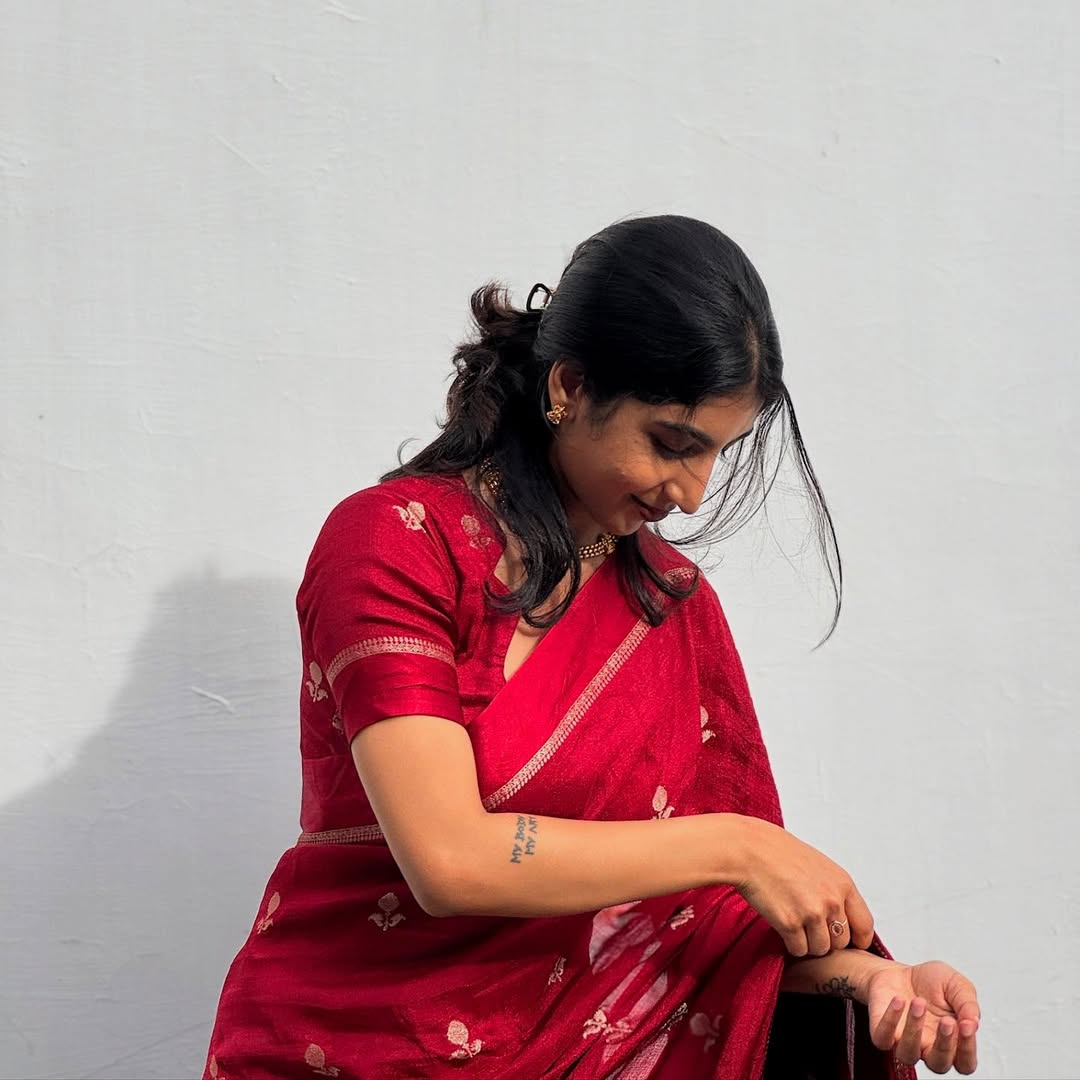 Red Soft Viscose Khadi Silk Partywear Saree with Satin Border & Jacquard Design