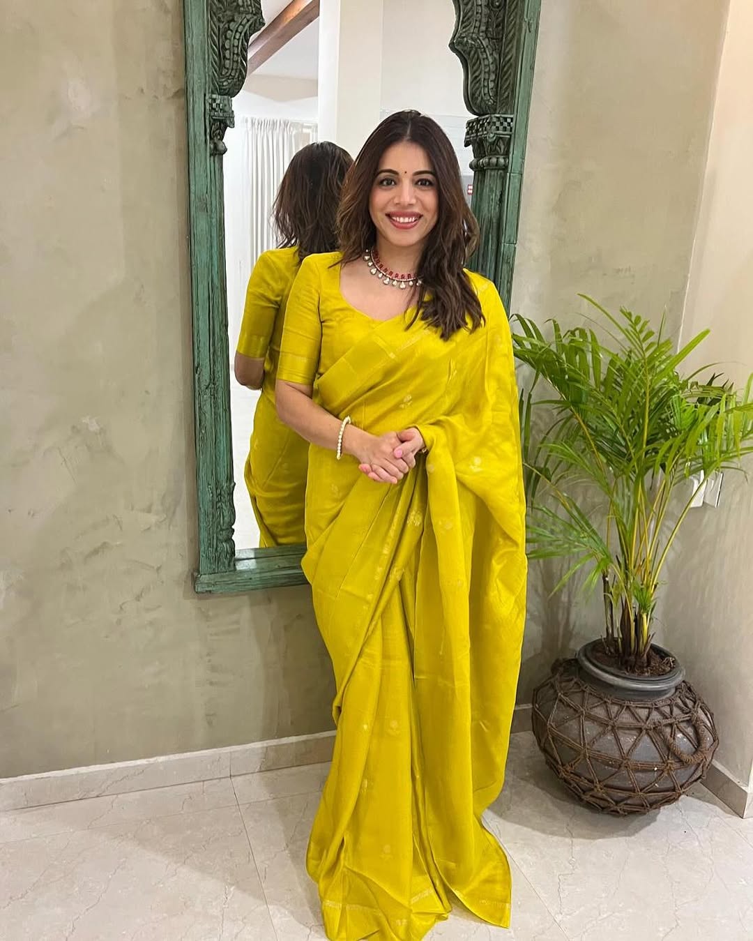 Light Green Soft Viscose Khadi Silk Partywear Saree with Satin Border & Jacquard Design