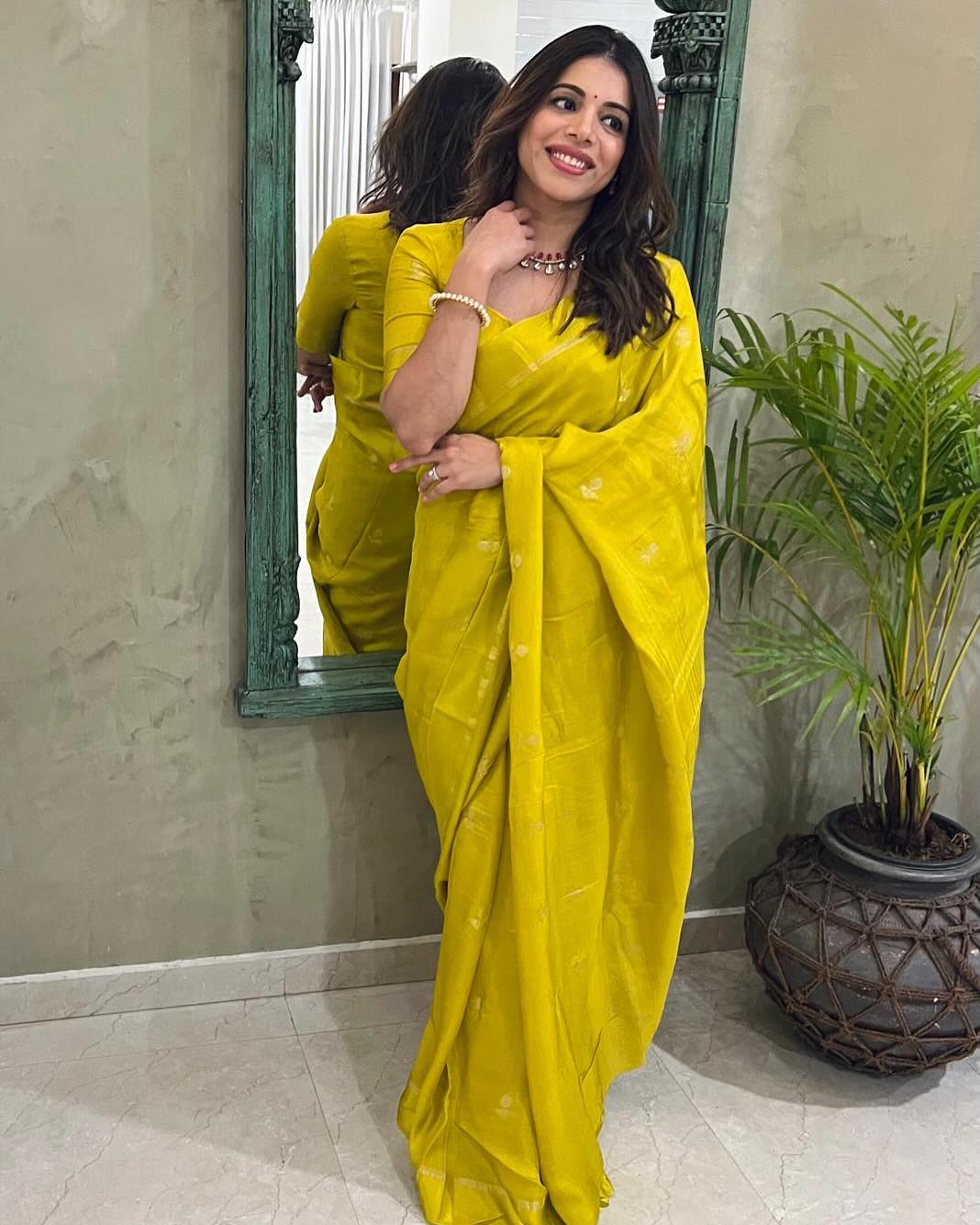 Light Green Soft Viscose Khadi Silk Partywear Saree with Satin Border & Jacquard Design