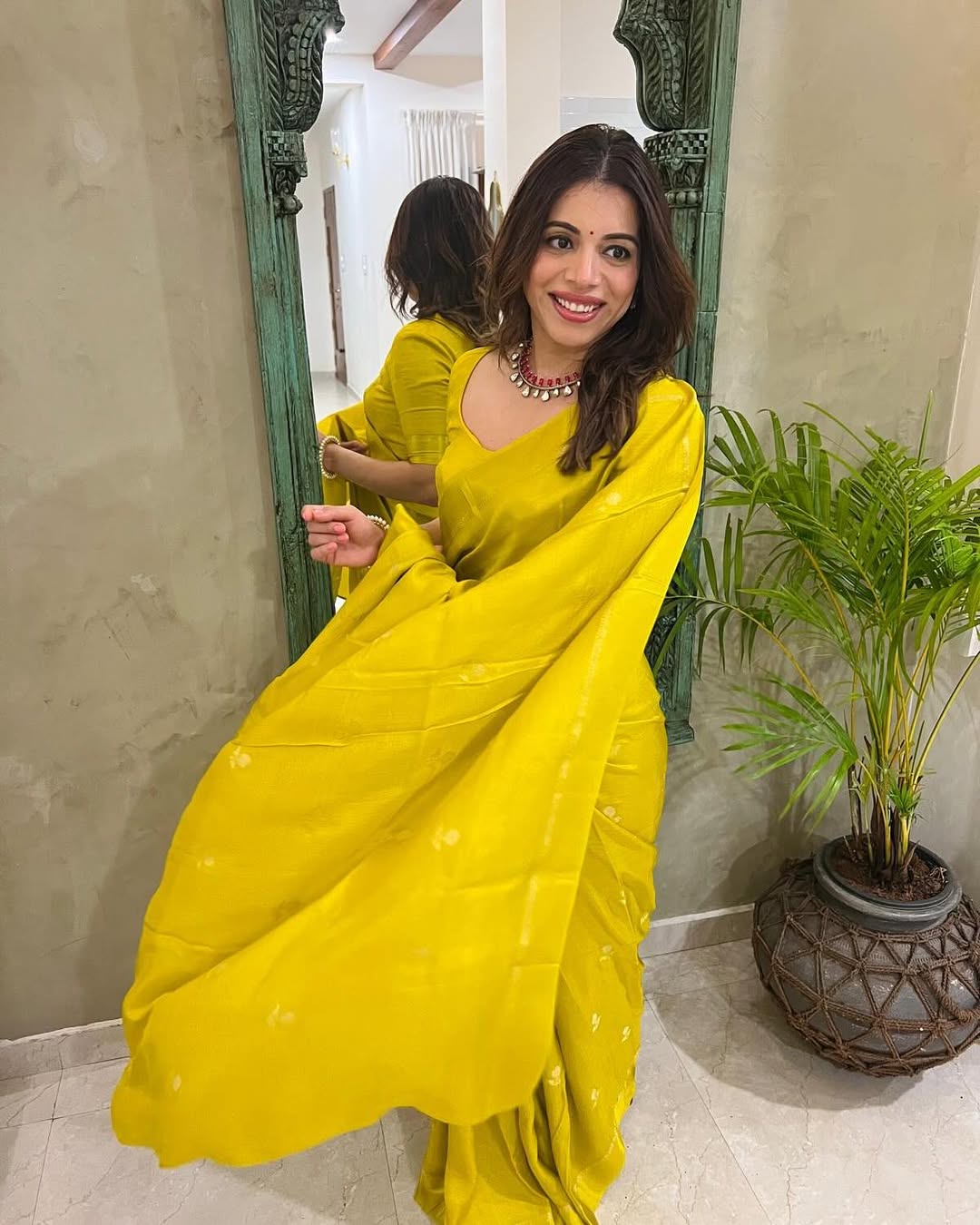 Light Green Soft Viscose Khadi Silk Partywear Saree with Satin Border & Jacquard Design