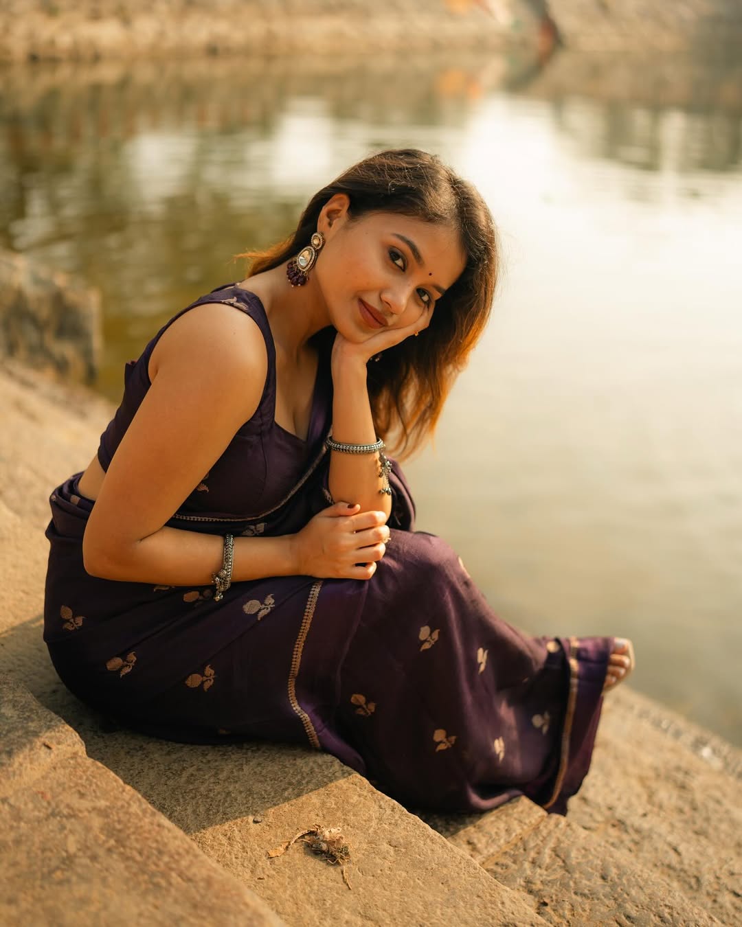 Black Soft Viscose Khadi Silk Partywear Saree with Satin Border & Jacquard Design