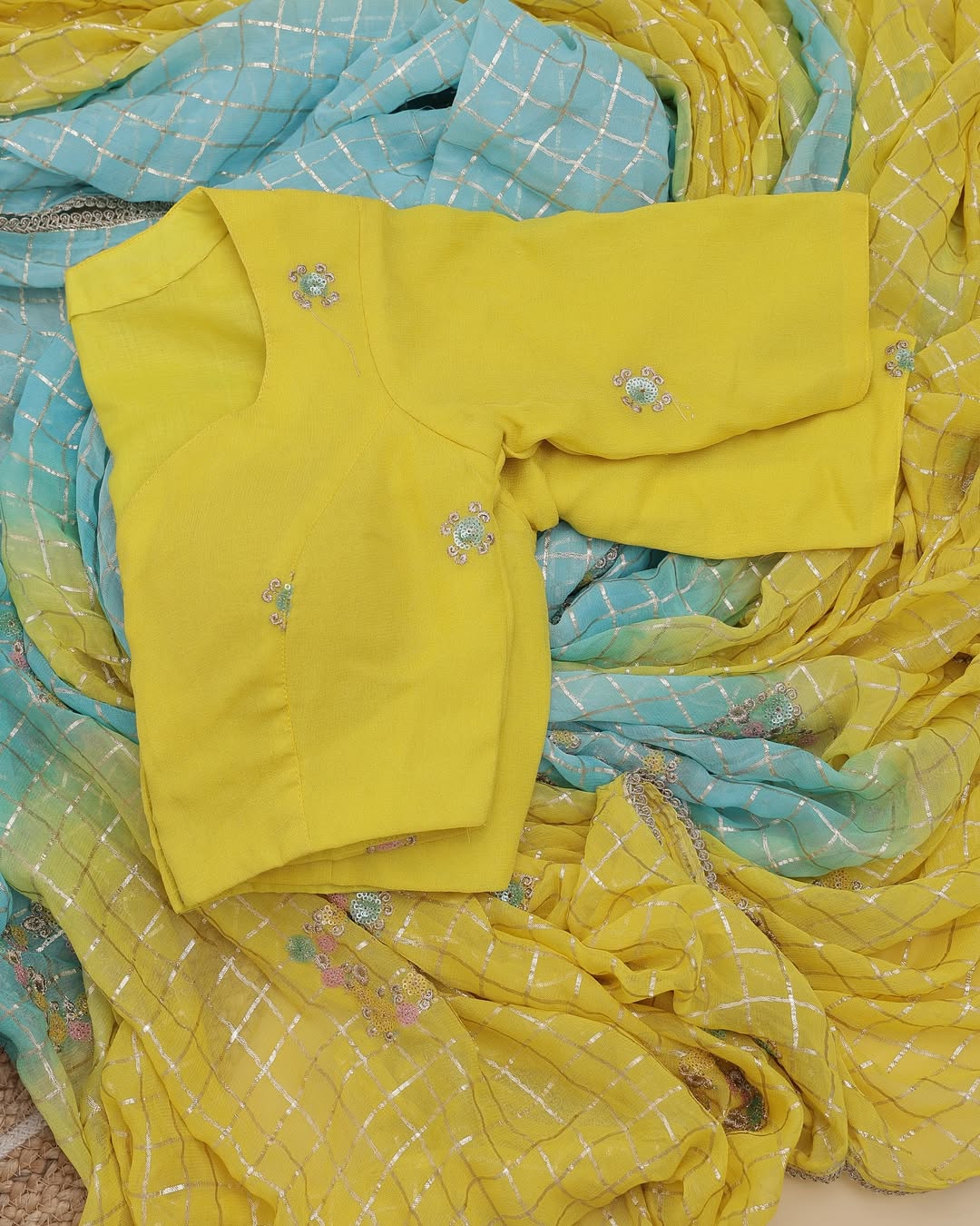 Zari Checks Viscose Weaving Saree with Chinnon Blouse – Party & Festive Wear
