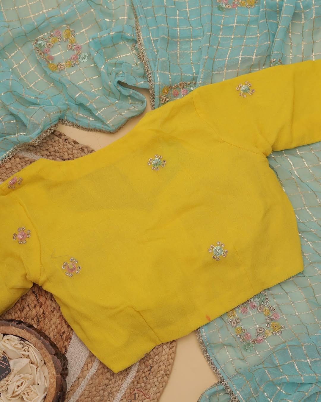 Zari Checks Viscose Weaving Saree with Chinnon Blouse – Party & Festive Wear