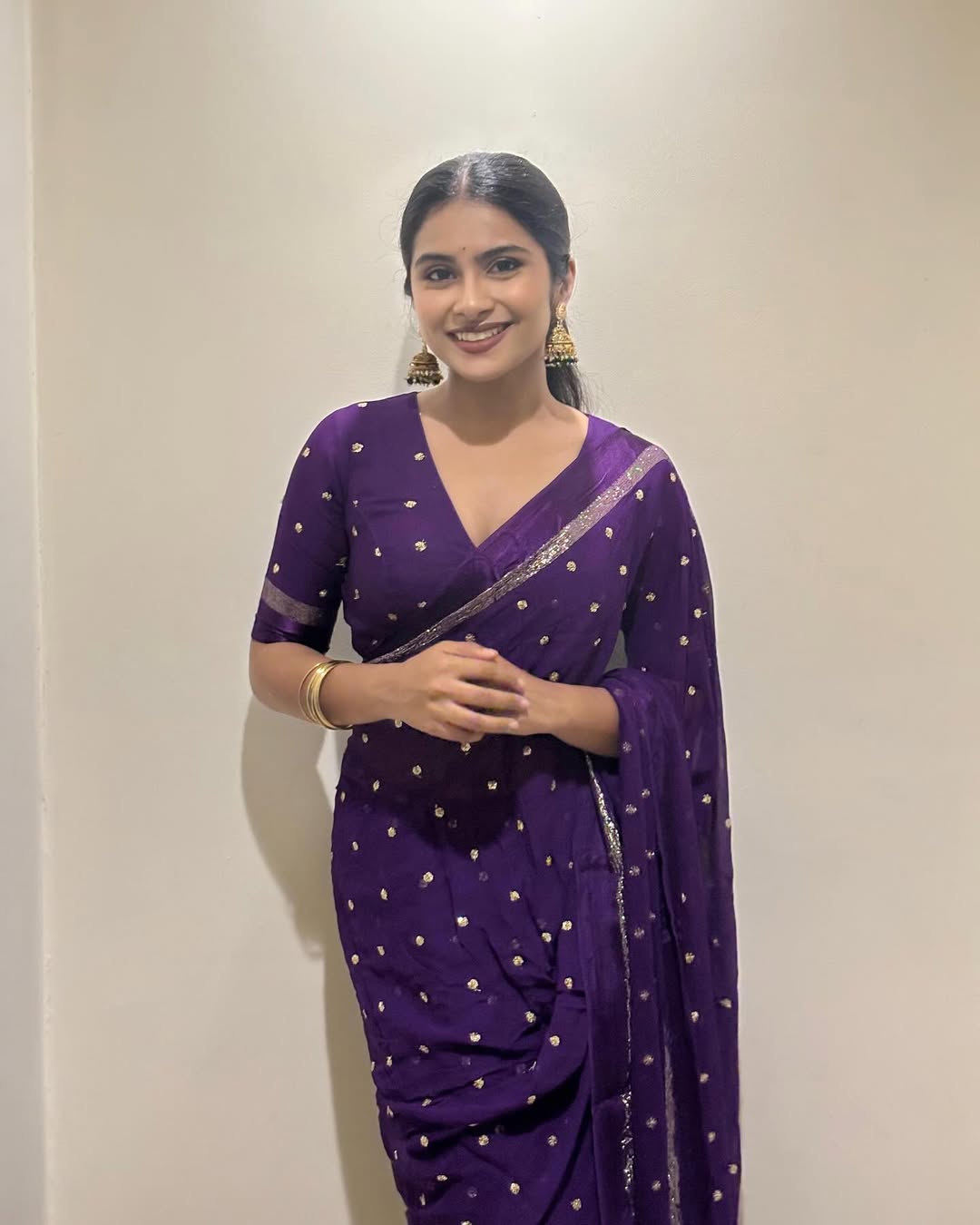 Violet Viscose Georgette Sequins Saree with Satin Border & Contrast Blouse – Partywear Collection