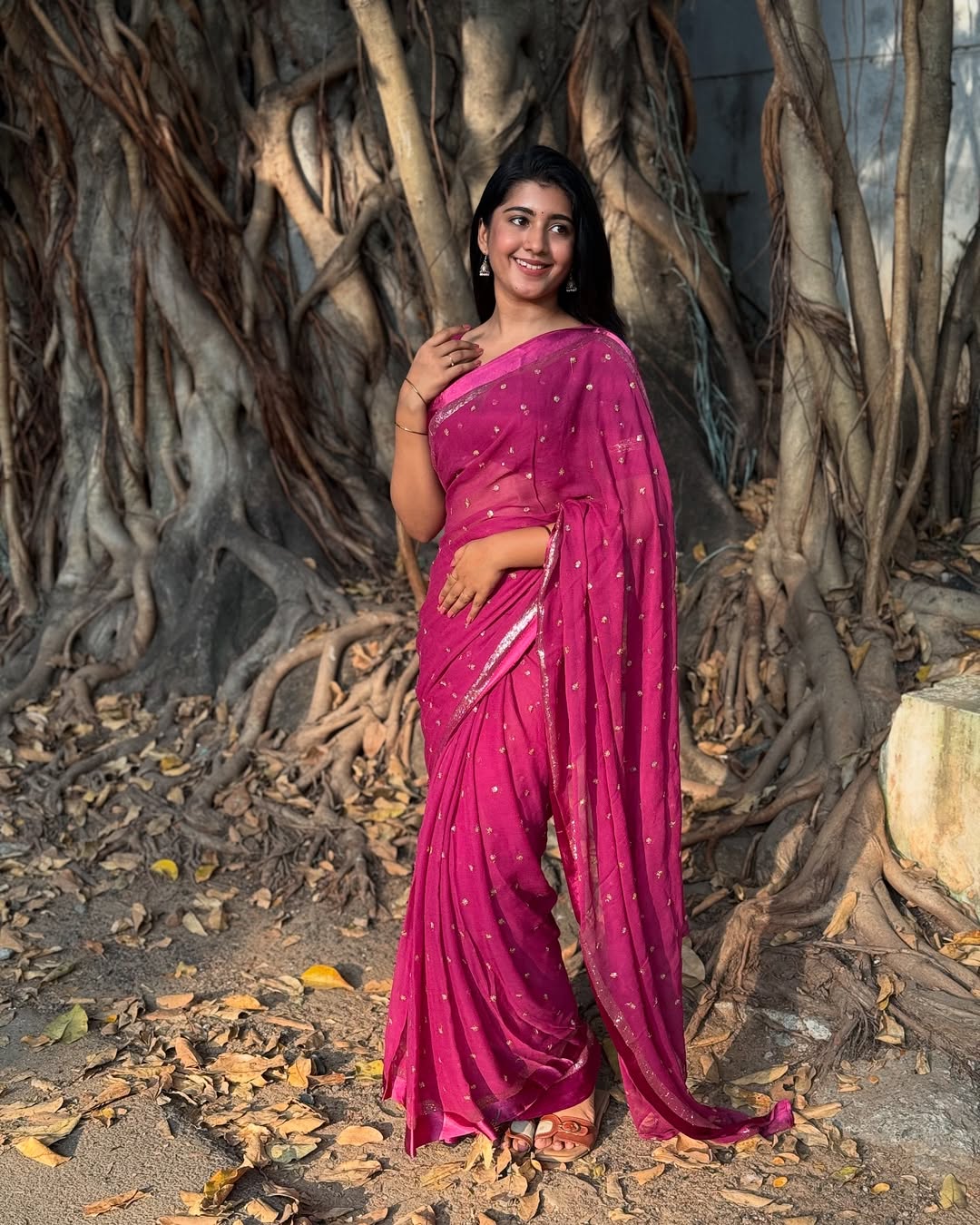 Fuschia pink Viscose Georgette Sequins Saree with Satin Border & Contrast Blouse – Partywear Collection