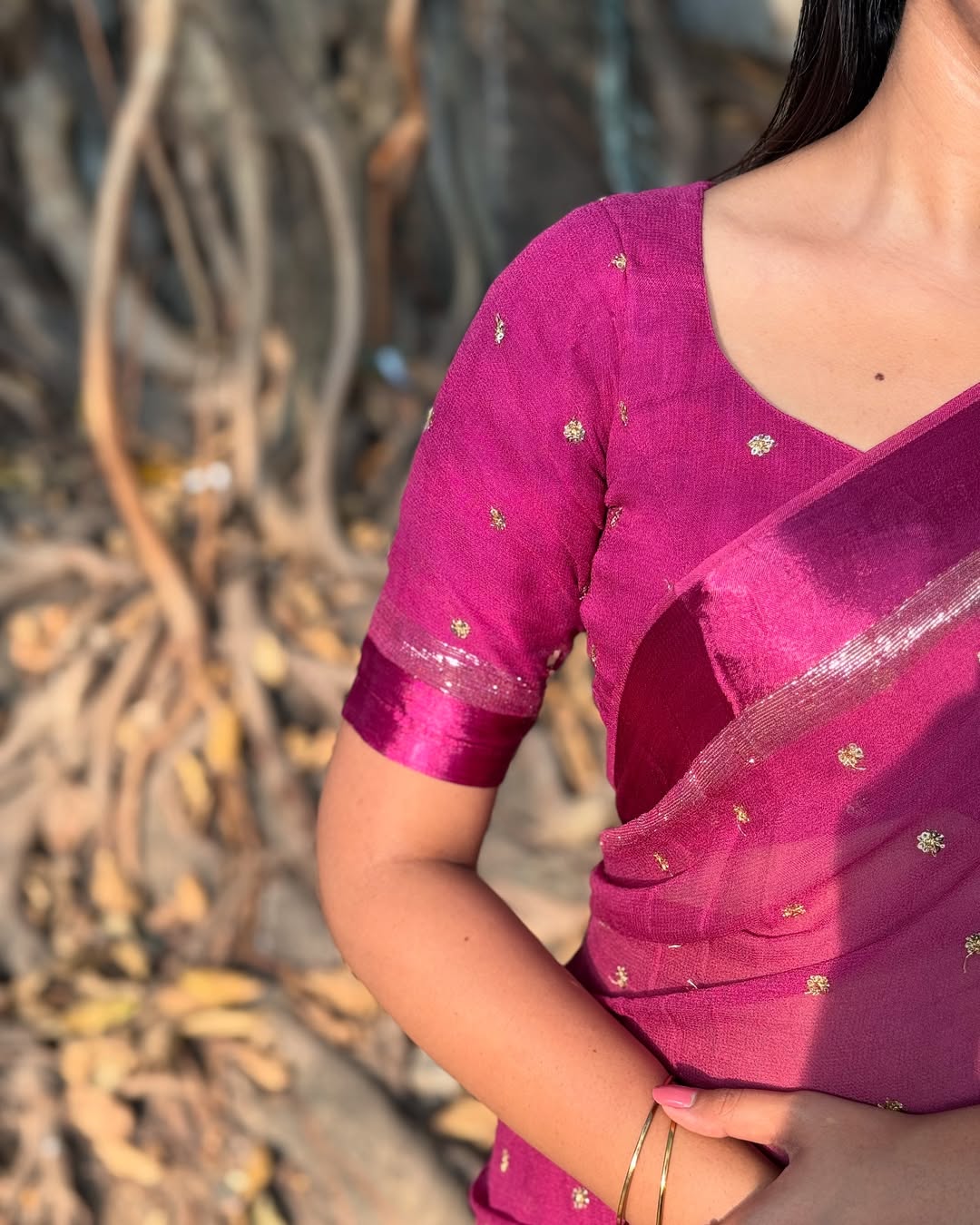 Fuschia pink Viscose Georgette Sequins Saree with Satin Border & Contrast Blouse – Partywear Collection