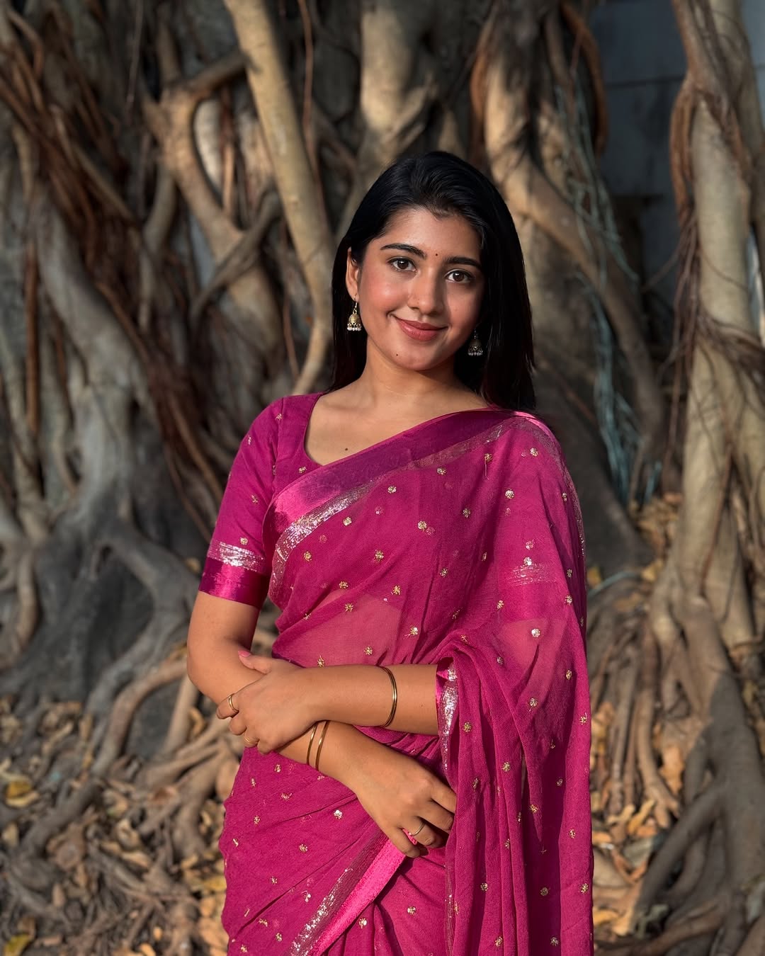 Fuschia pink Viscose Georgette Sequins Saree with Satin Border & Contrast Blouse – Partywear Collection