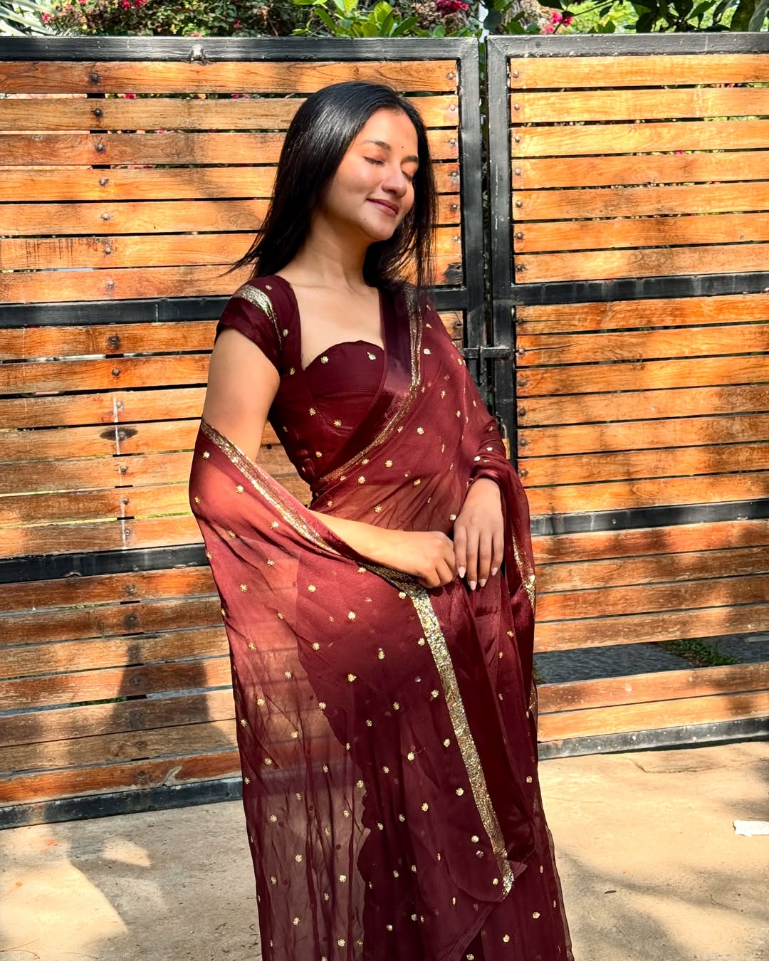 Brown Viscose Georgette Sequins Saree with Satin Border & Contrast Blouse – Partywear Collection