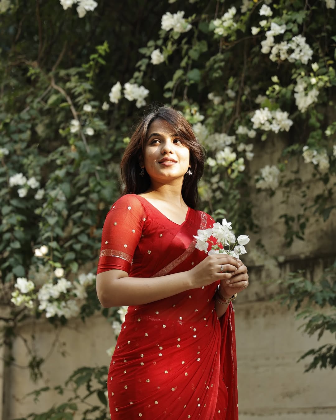 Red Viscose Georgette Sequins Saree with Satin Border & Contrast Blouse – Partywear Collection