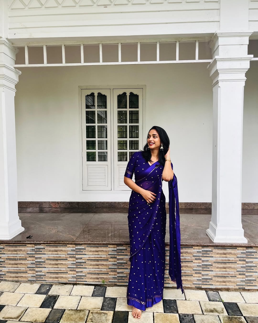 Blue Viscose Georgette Sequins Saree with Satin Border & Contrast Blouse – Partywear Collection